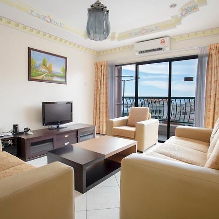 Marina Court Resort Kota Kinabalu-Stay And Get Cash Rebate Exterior photo